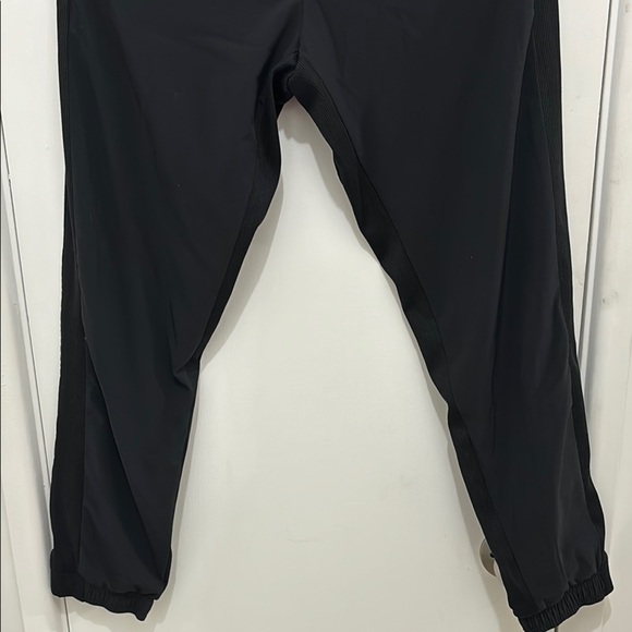 Athleta Jogger Pants - Picture 3 of 4
